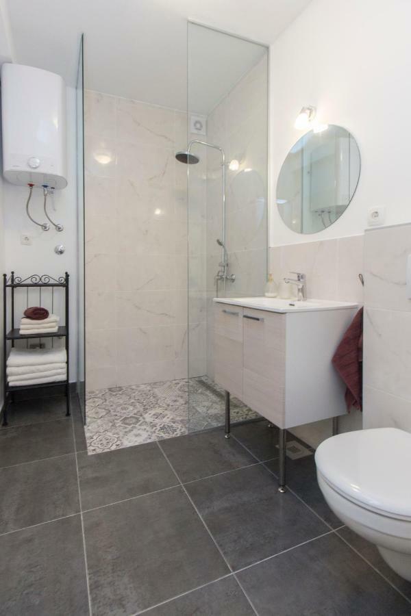 Apartmani Olivette Шибеник Экстерьер фото