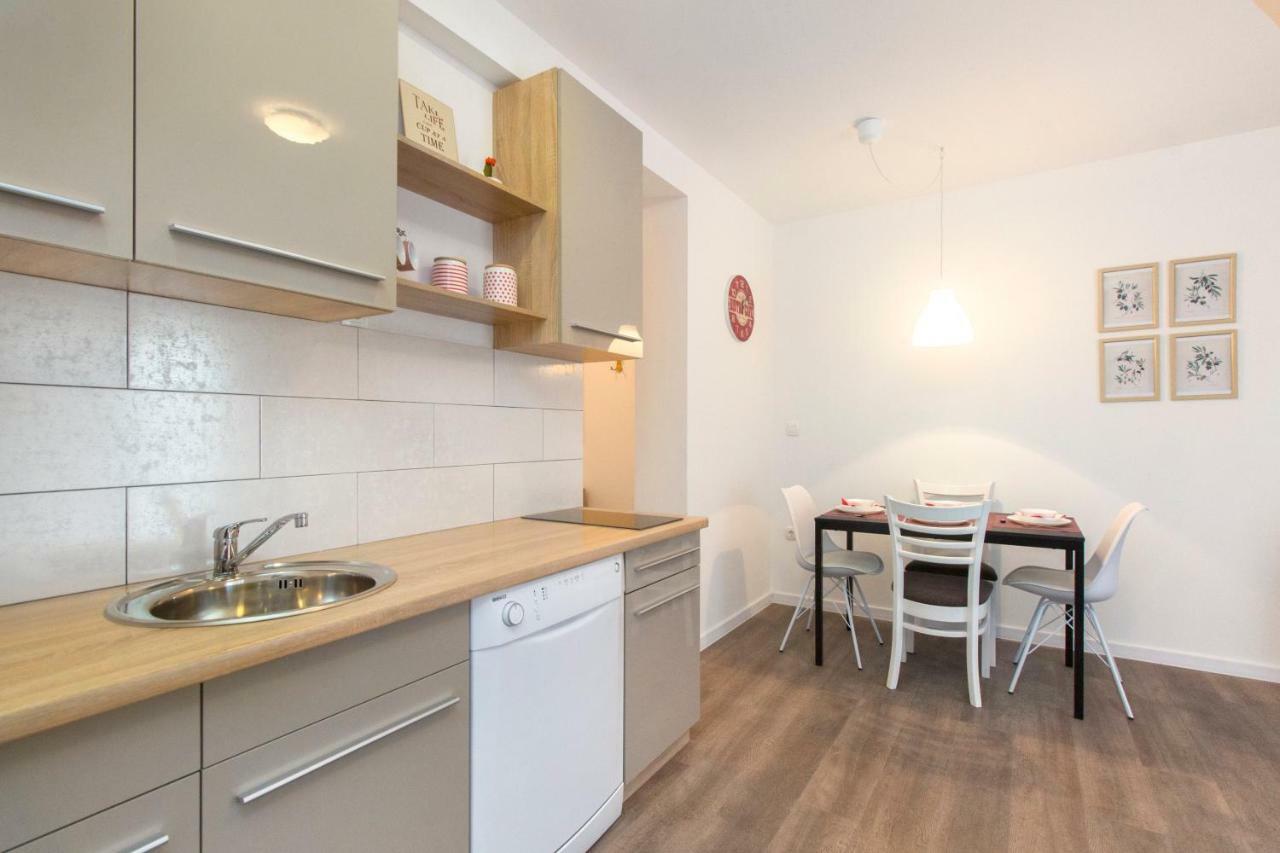Apartmani Olivette Шибеник Экстерьер фото
