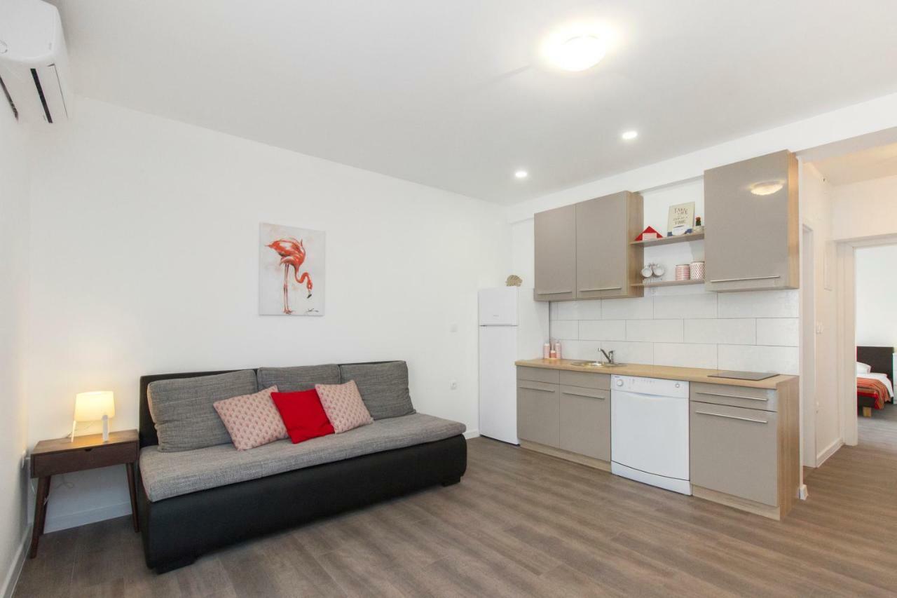 Apartmani Olivette Шибеник Экстерьер фото