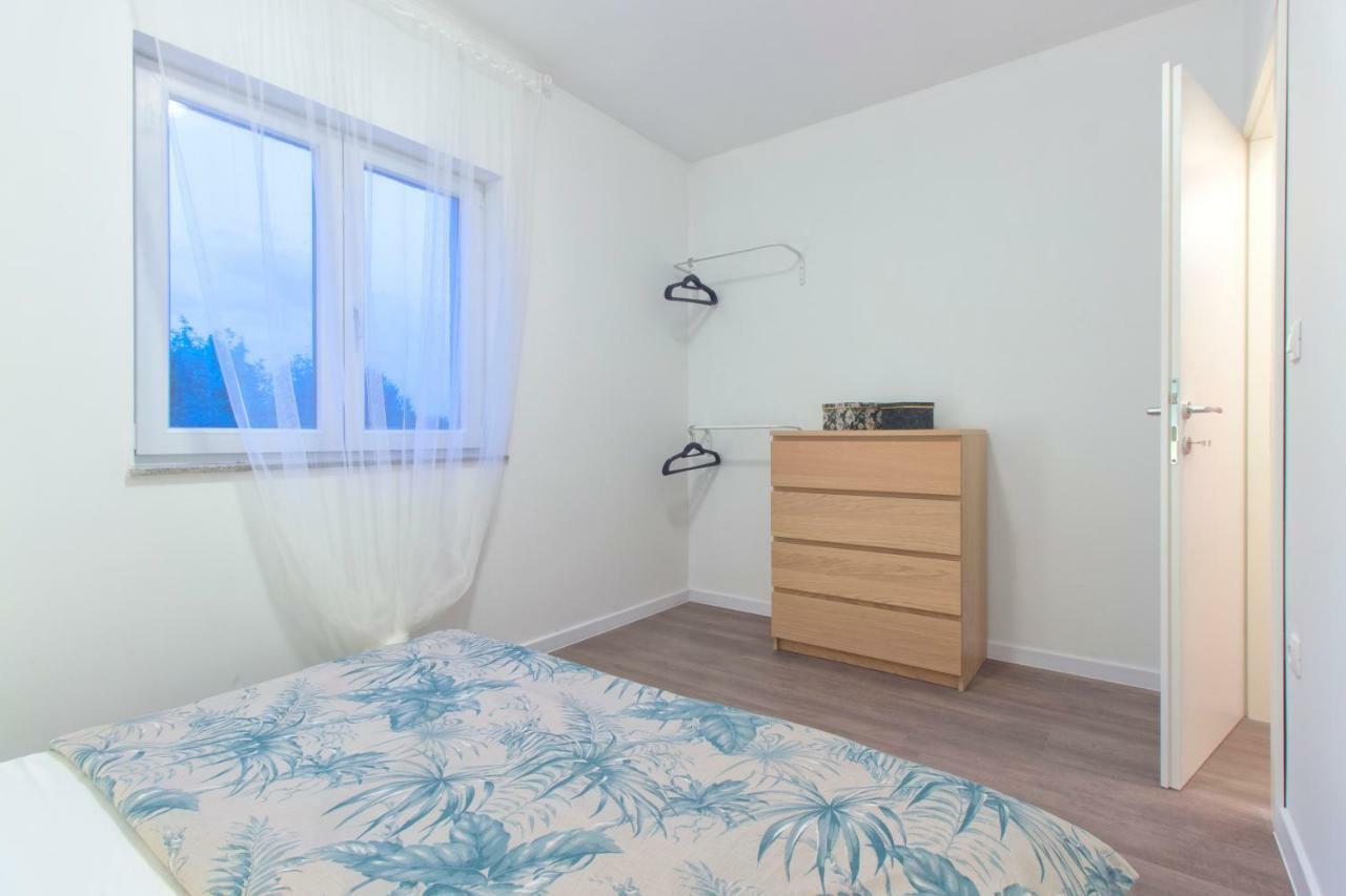 Apartmani Olivette Шибеник Экстерьер фото