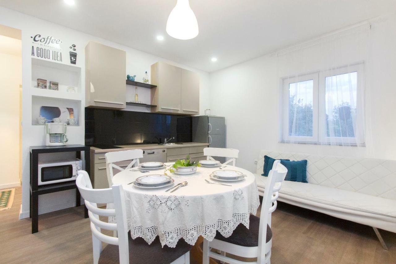 Apartmani Olivette Шибеник Экстерьер фото